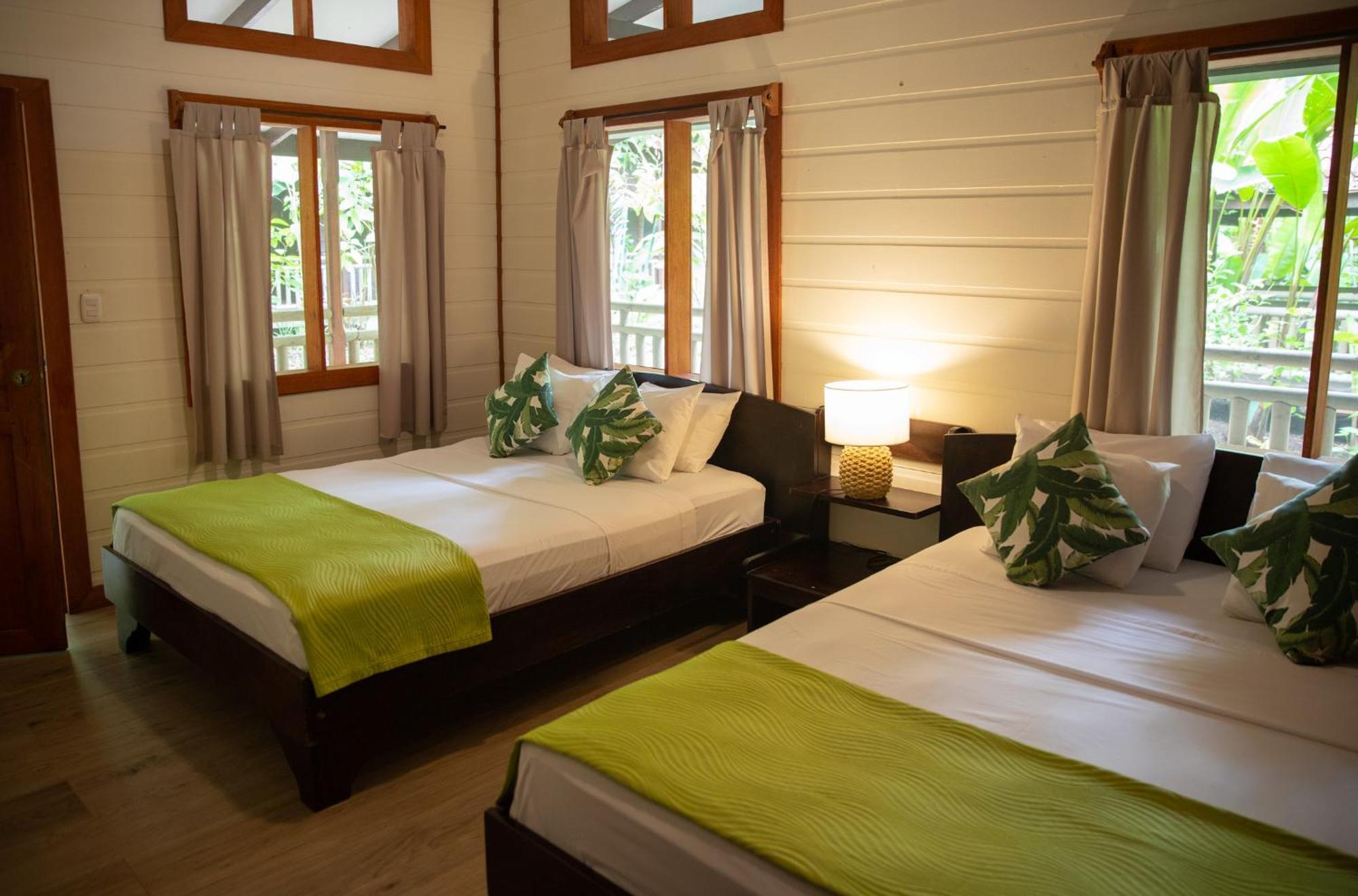 Pachira Lodge Tortuguero Exterior foto